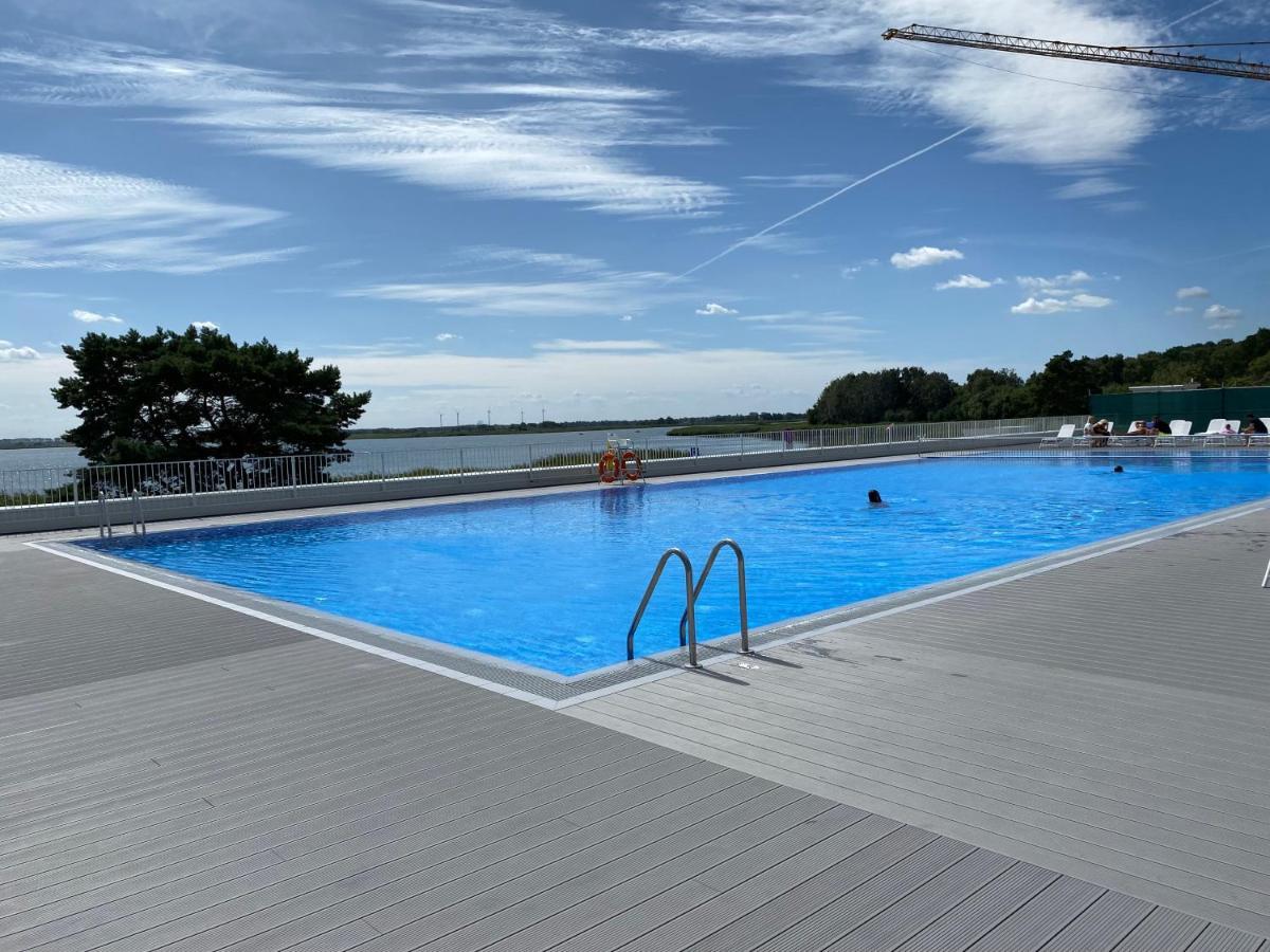 Lake View Sea Apartment Rogowo Pearl Bagian luar foto