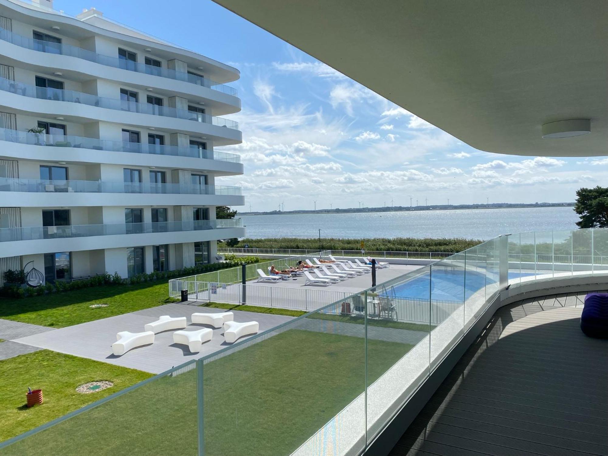 Lake View Sea Apartment Rogowo Pearl Bagian luar foto